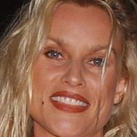 Nicole Sheridan Naken