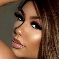 Nicole Sky Naken
