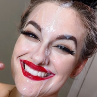Nika Howard Naken