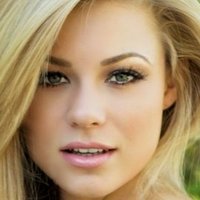 Nikki Leigh Naken