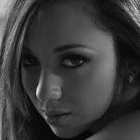 Nina Parodi Naken