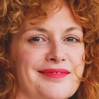 Nina Violić Naken