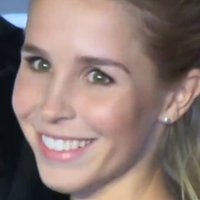 Nina Weiss Naken