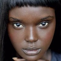Nyadak 'Duckie' Thot Naken