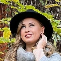 Olga Velichko Naken