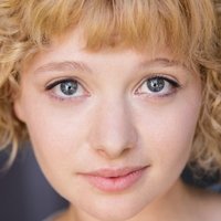 Olivia Norman Naken