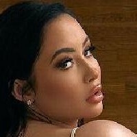 Paige Jordae Naken