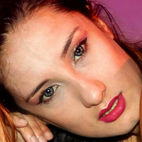 Pamela Galdos Naken