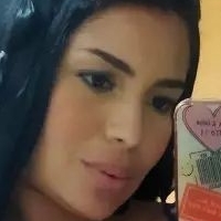 Paola Flores Naken