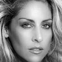 Paola Medina Naken