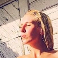 Parnevik Naken