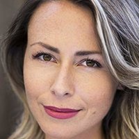 Pauline Egan Naken