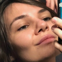 phoebemiller Naken