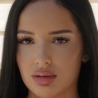 Pia-Maria Alessia Naken