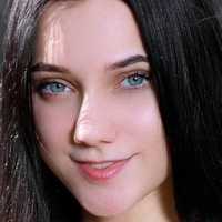 Polly Pure Naken