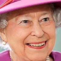 Queen Elisabeth Naken