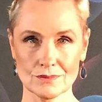 Regina Lund Naken