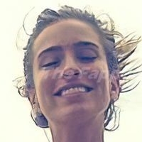 Renee Bargh Naken