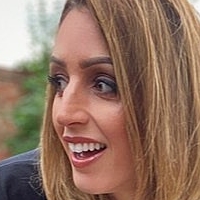 Rezzy Ghadjar Naken