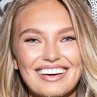 Romee Strijd Naken