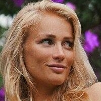 Rosie Van Naken