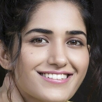 Ruhani Sharma Naken