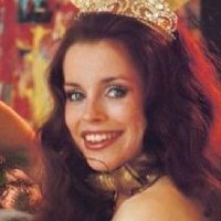 Ruthy Ross Naken
