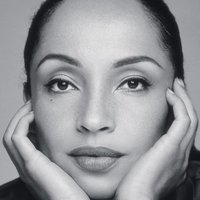 Sade Naken