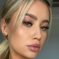 Samantha Hanson Naken