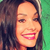Sandra Ahrabian Naken