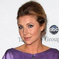 Sarah Chalke Naken