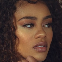 Scarlit Scandal Naken