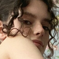 shawtnes Naken
