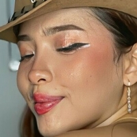 silviafree Naken