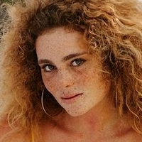 Sina Luxor Naken