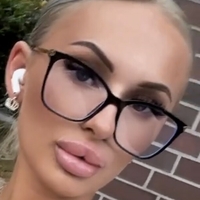 sofie.christin Naken