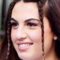 Sophia Peschisolido Naken