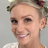 Sophie Hensser Naken