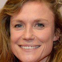 Sophie Hilbrand Naken