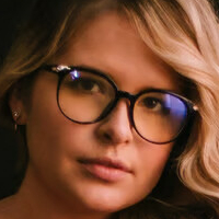 Stephanie Houston Naken