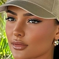 Stephanie Symonds Naken