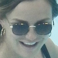 Susie Bradley Naken