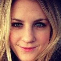 Suzanne Davis Naken