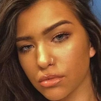 Tahlia Chung Naken