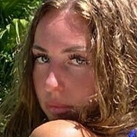 Taylor Hansen Naken