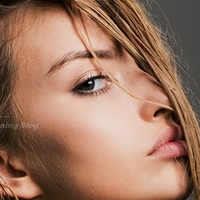 Taylor Justine Howard Naken