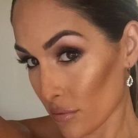 The Bella Twins: Naken