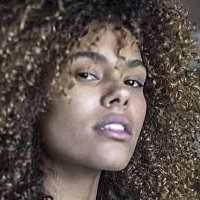 Tina Kunakey Naken