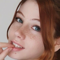 tori.irl Naken