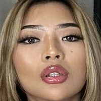 Trans Ladyboy Lily Naken